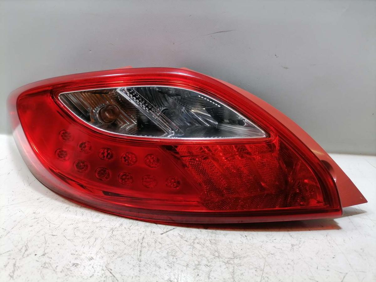 Mazda 2 DE original R&uuml;cklicht R&uuml;ckleuchte Schlussleuchte links Bj.2009